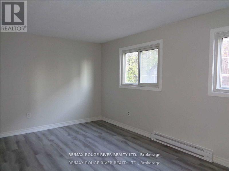 309 - 560 Bloor Street E Property Photo 3