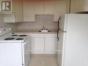309 - 560 Bloor Street E Property Photo 5