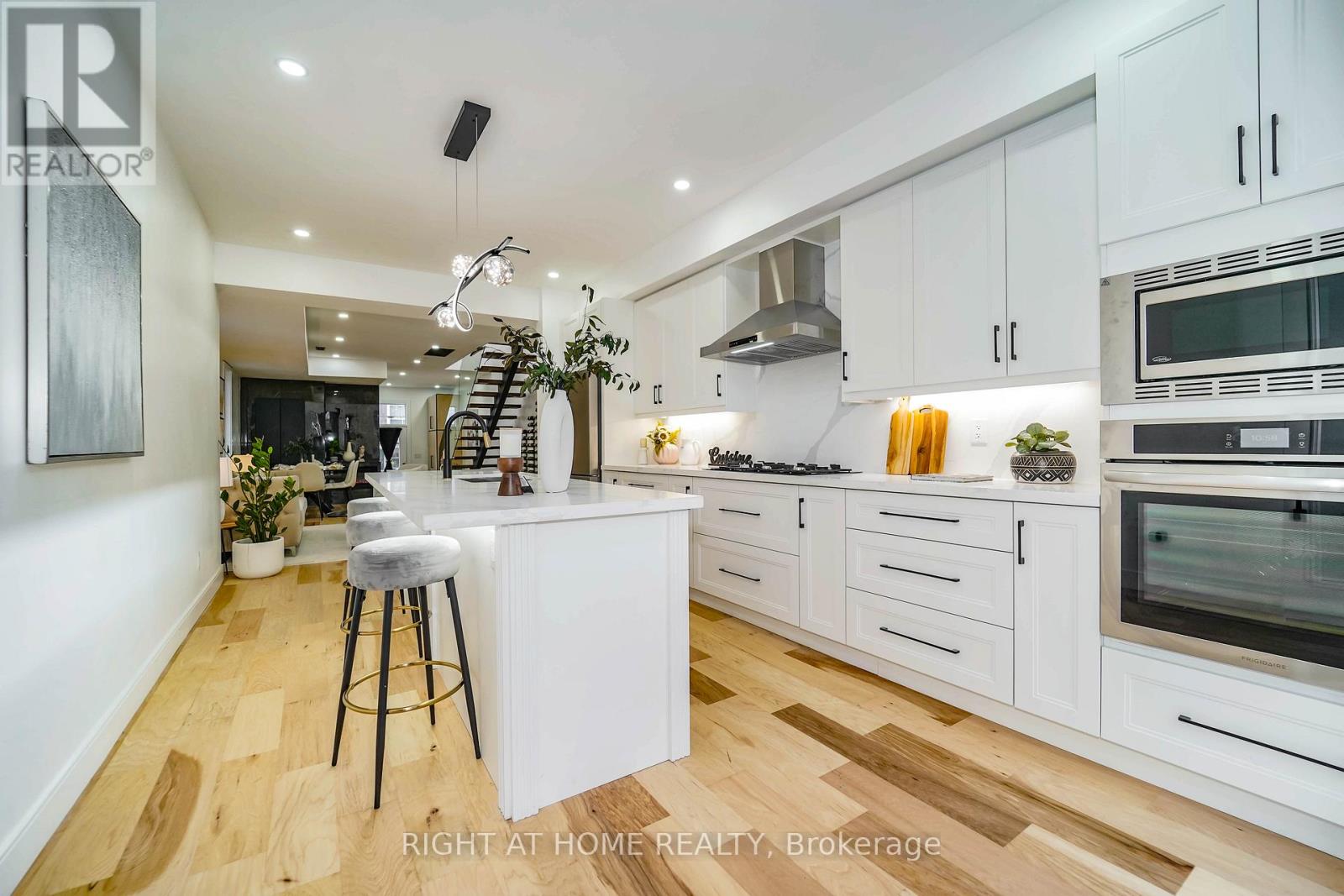 201 Gledhill Avenue Property Photo 13