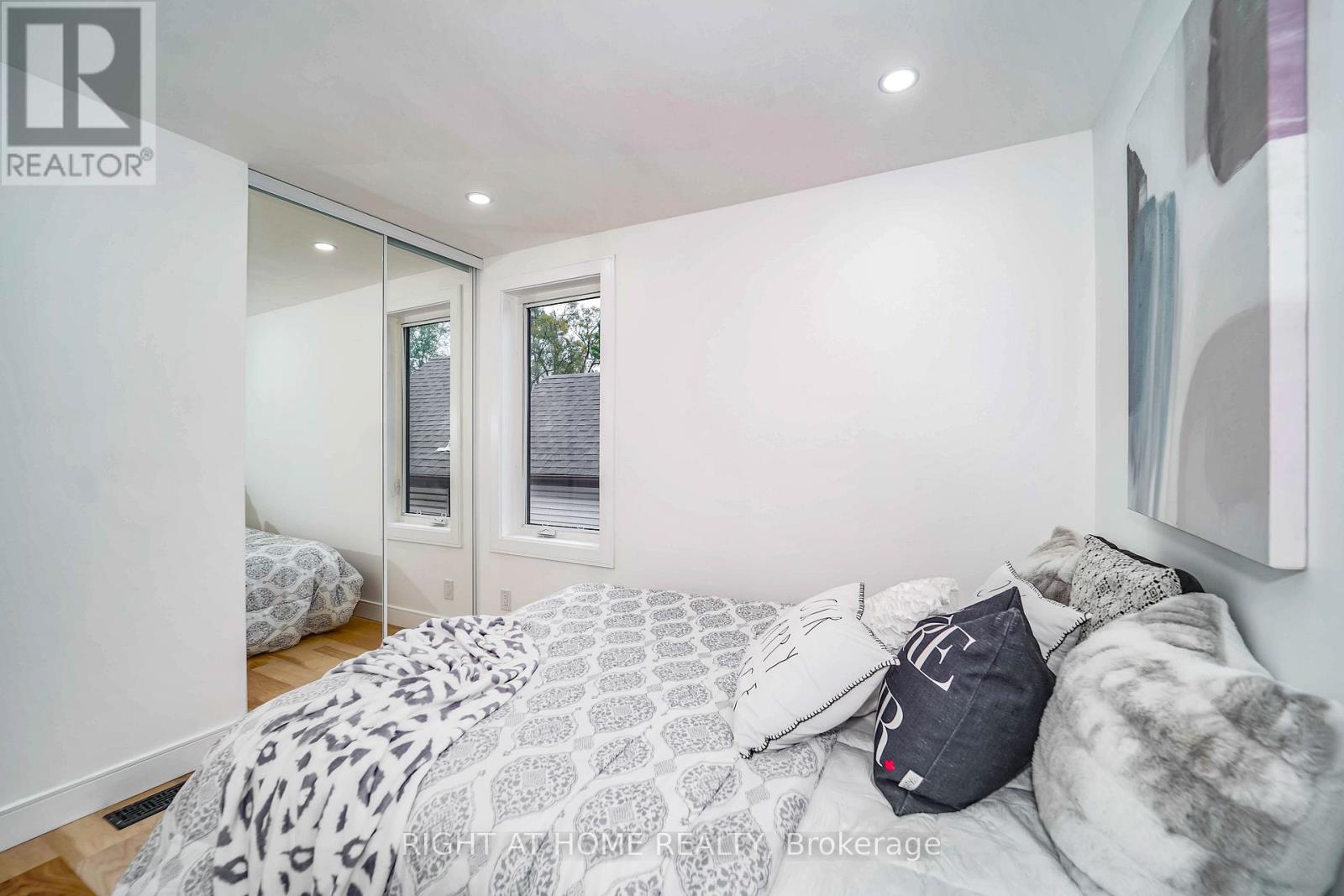 201 Gledhill Avenue Property Photo 25