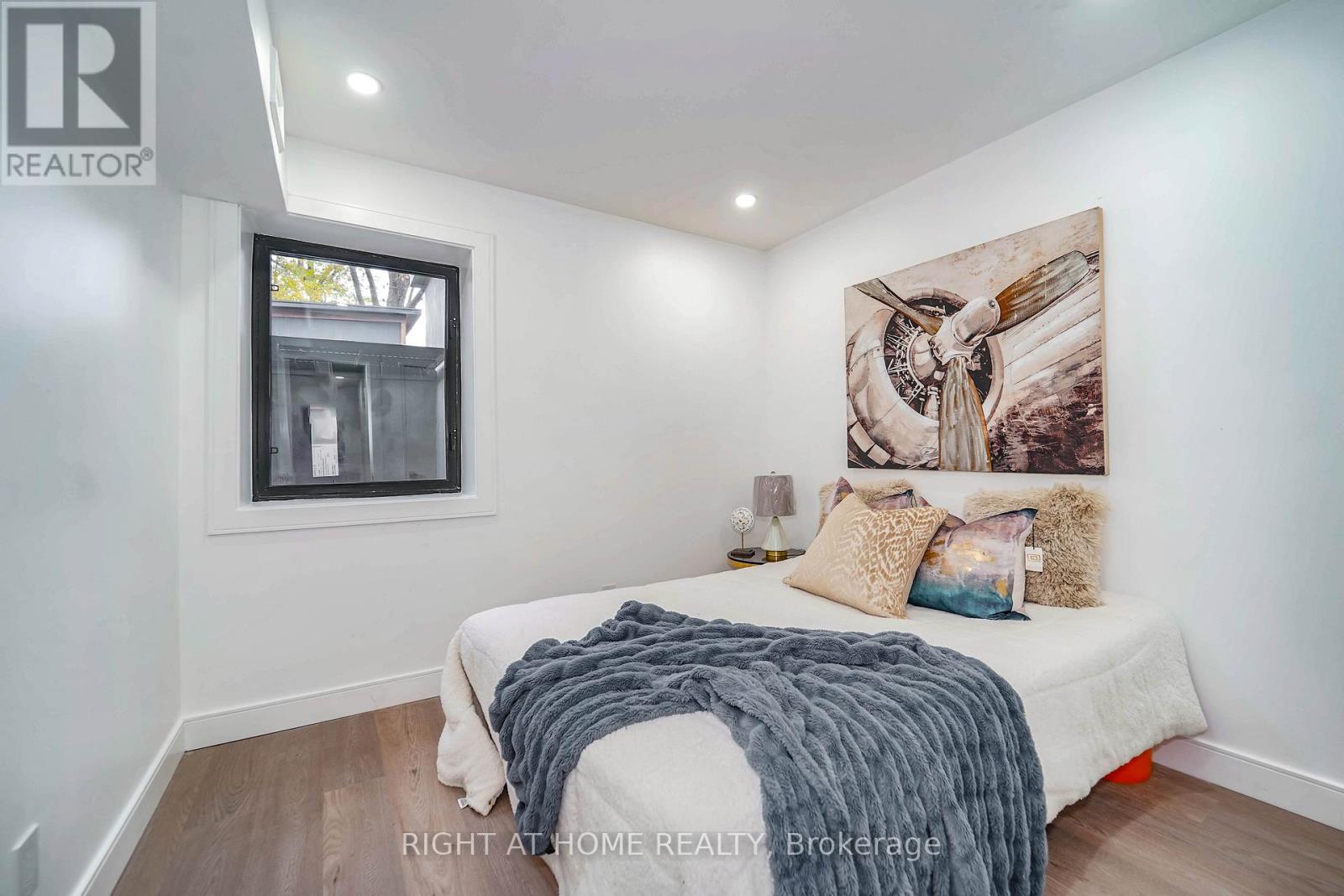 201 Gledhill Avenue Property Photo 38