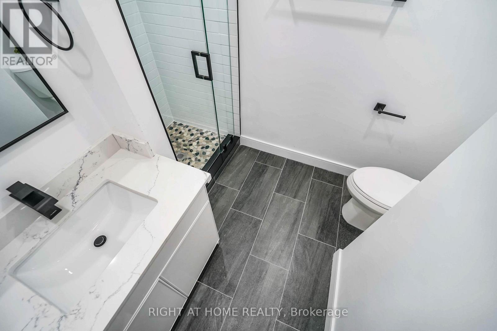 201 Gledhill Avenue Property Photo 39