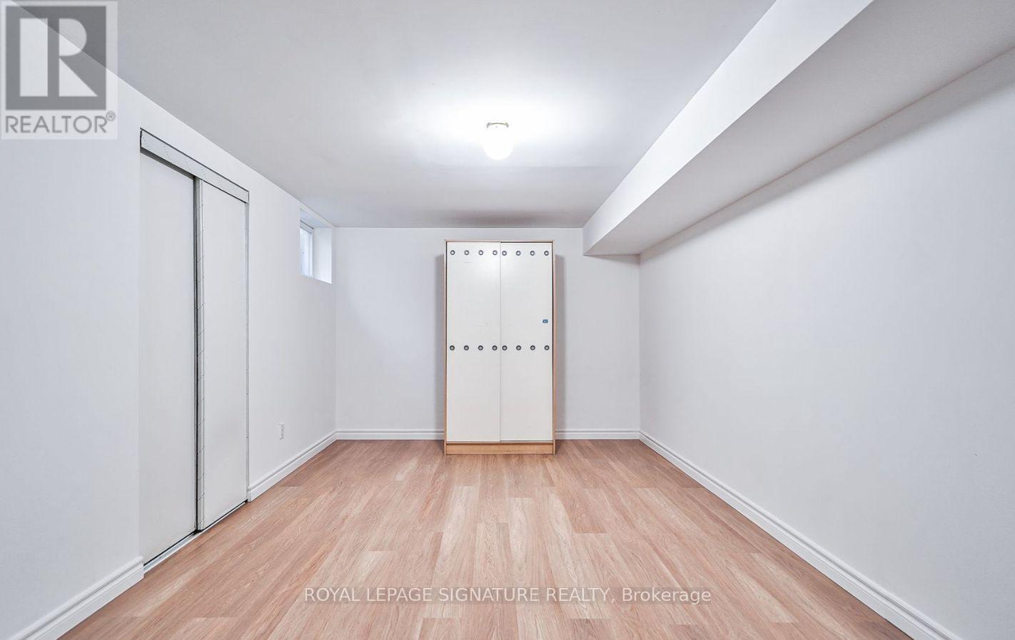 27 Macklingate Court Property Photo 5
