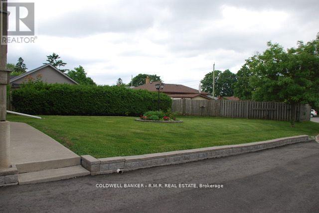 439 Austen Court Property Photo 3