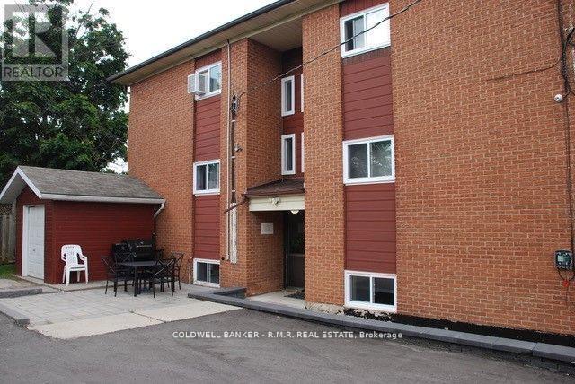 439 Austen Court Property Photo 6