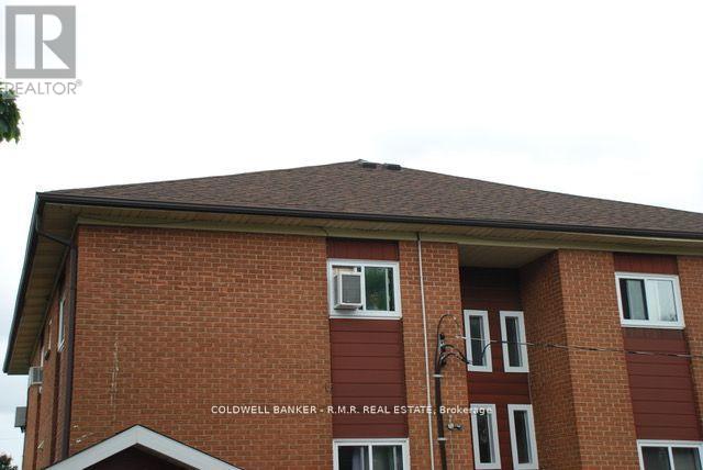 439 Austen Court Property Photo 8