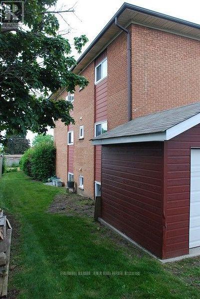 439 Austen Court Property Photo 9