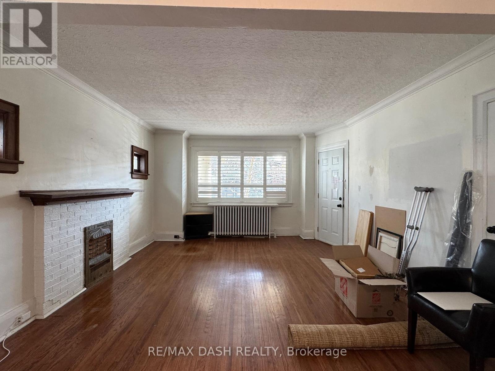 Main - 40 Hammersmith Avenue Property Photo 2