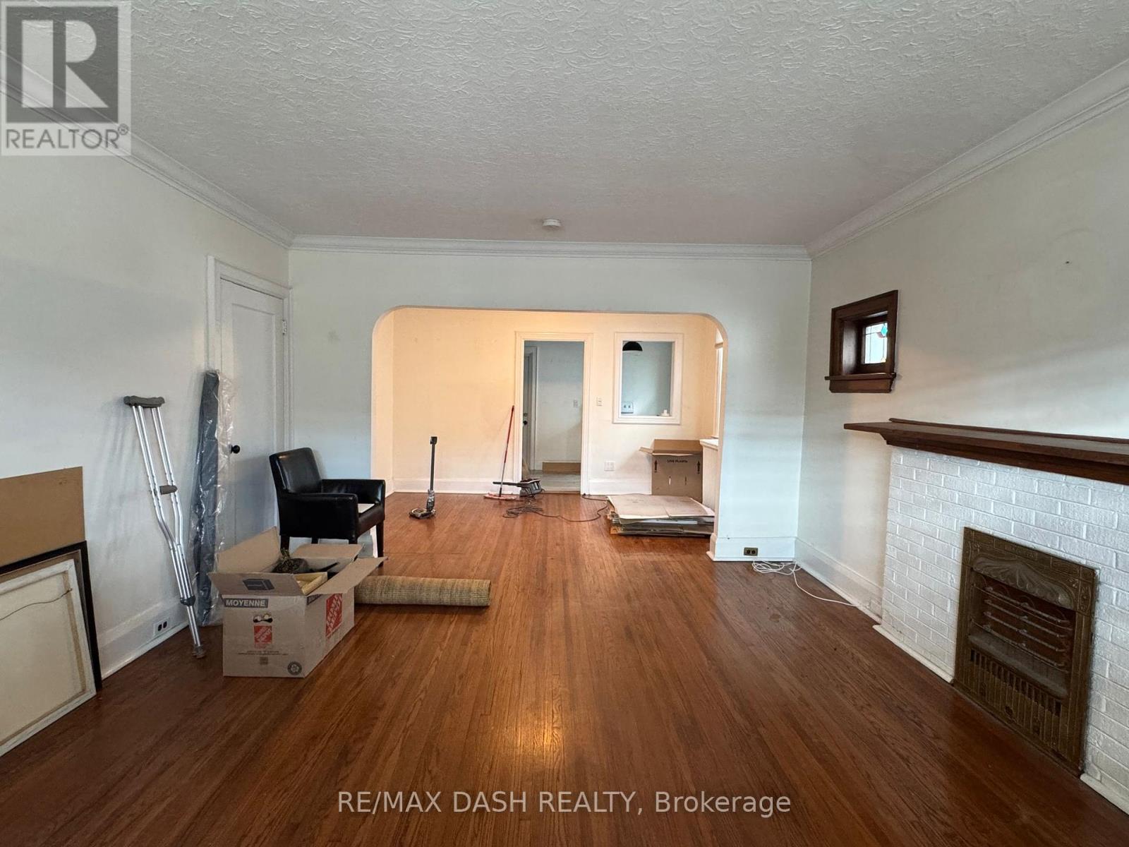 Main - 40 Hammersmith Avenue Property Photo 4