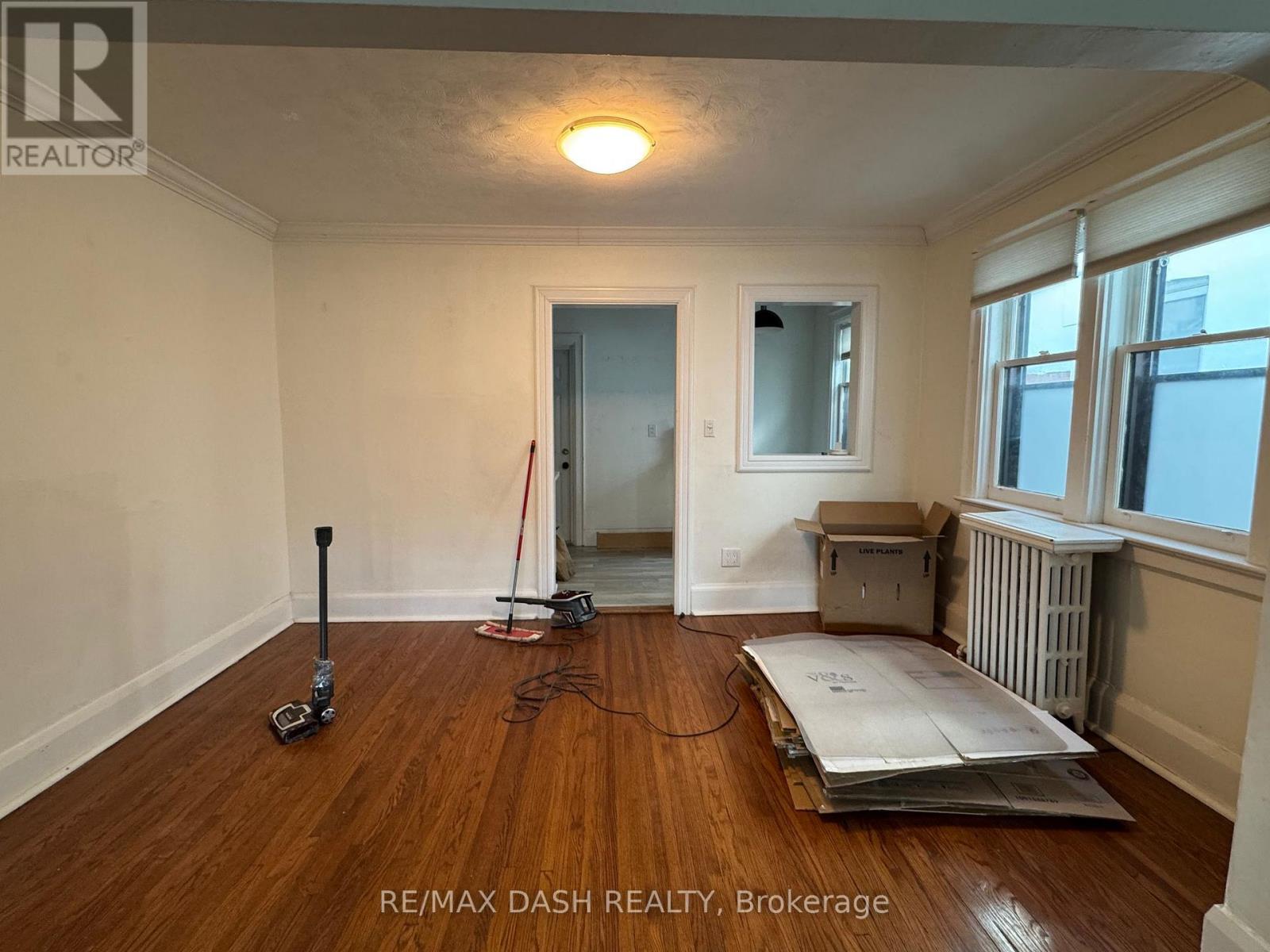 Main - 40 Hammersmith Avenue Property Photo 5