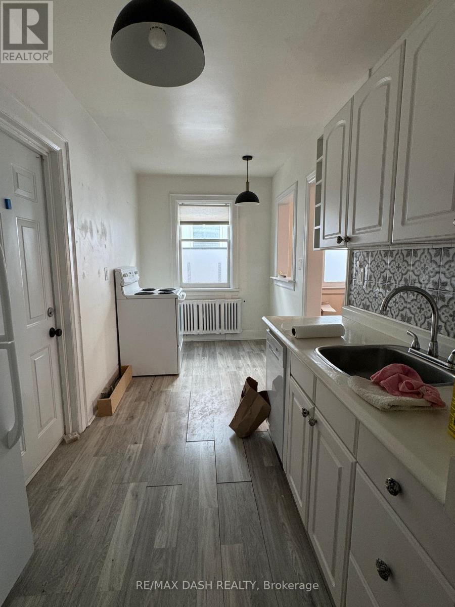 Main - 40 Hammersmith Avenue Property Photo 7
