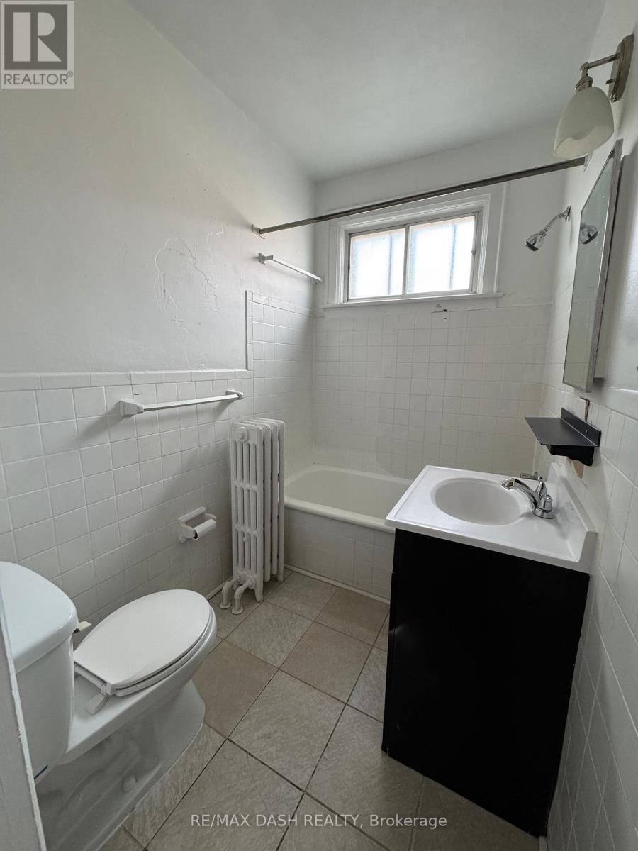 Main - 40 Hammersmith Avenue Property Photo 14