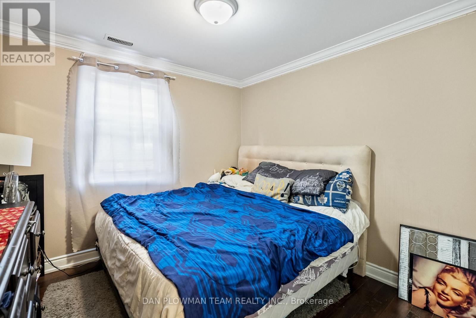 210 Wilson Road S Property Photo 8
