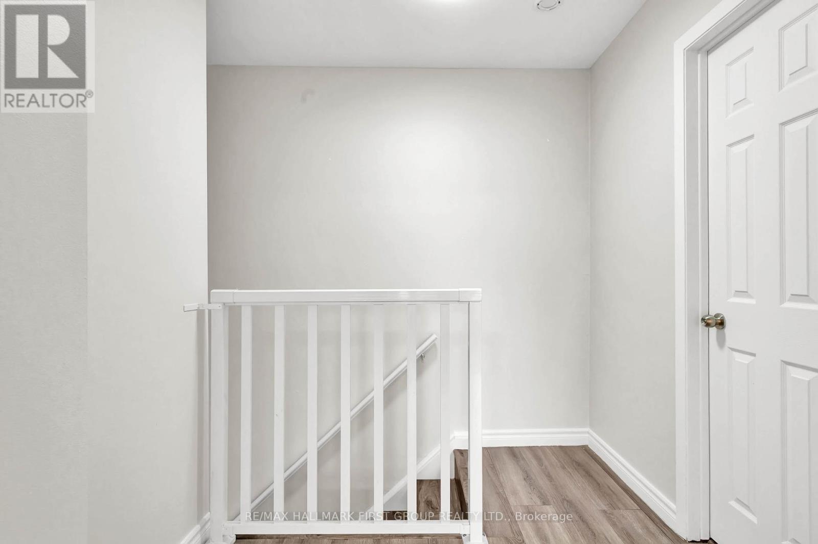 A - 255 Broadview Avenue Property Photo 15