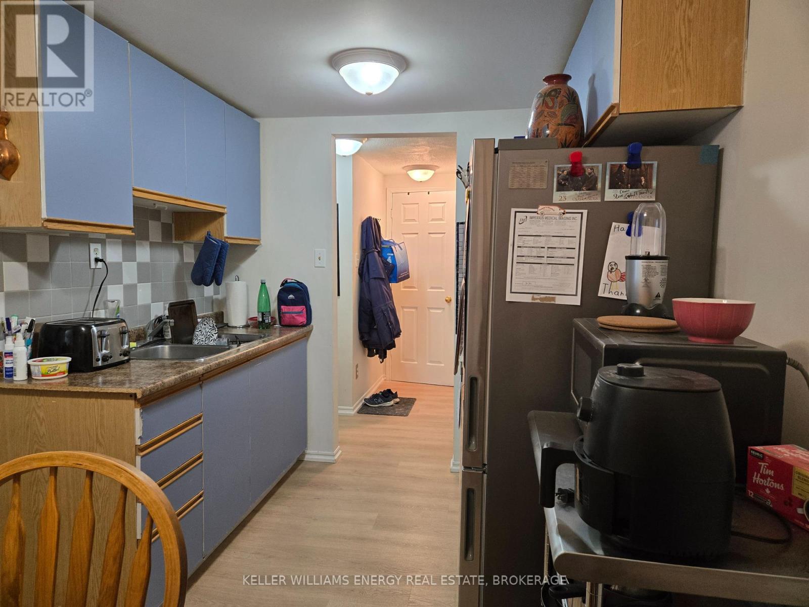 107 - 576 Mary Street E Property Photo 5