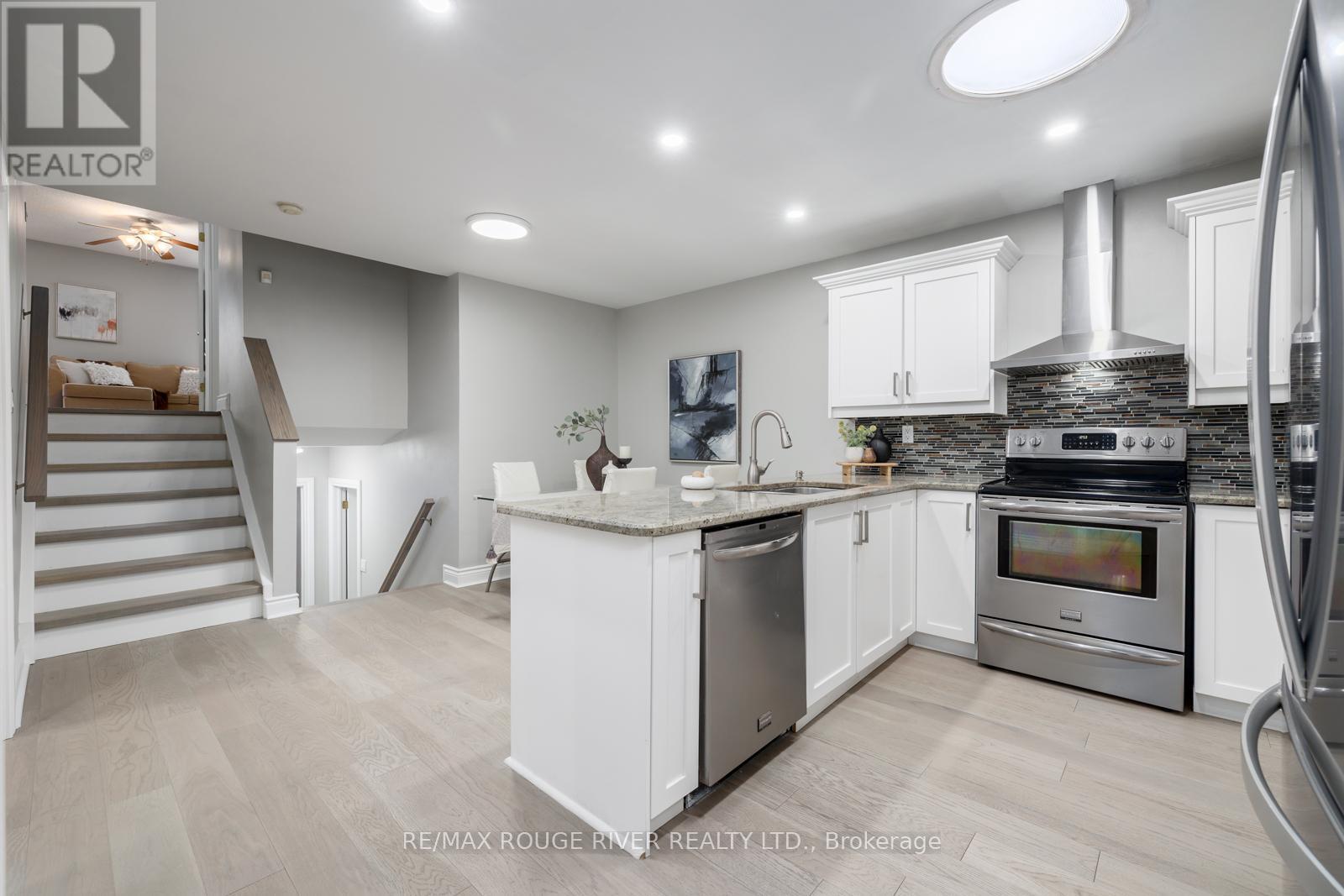 2475 Prestonvale Road Property Photo 8