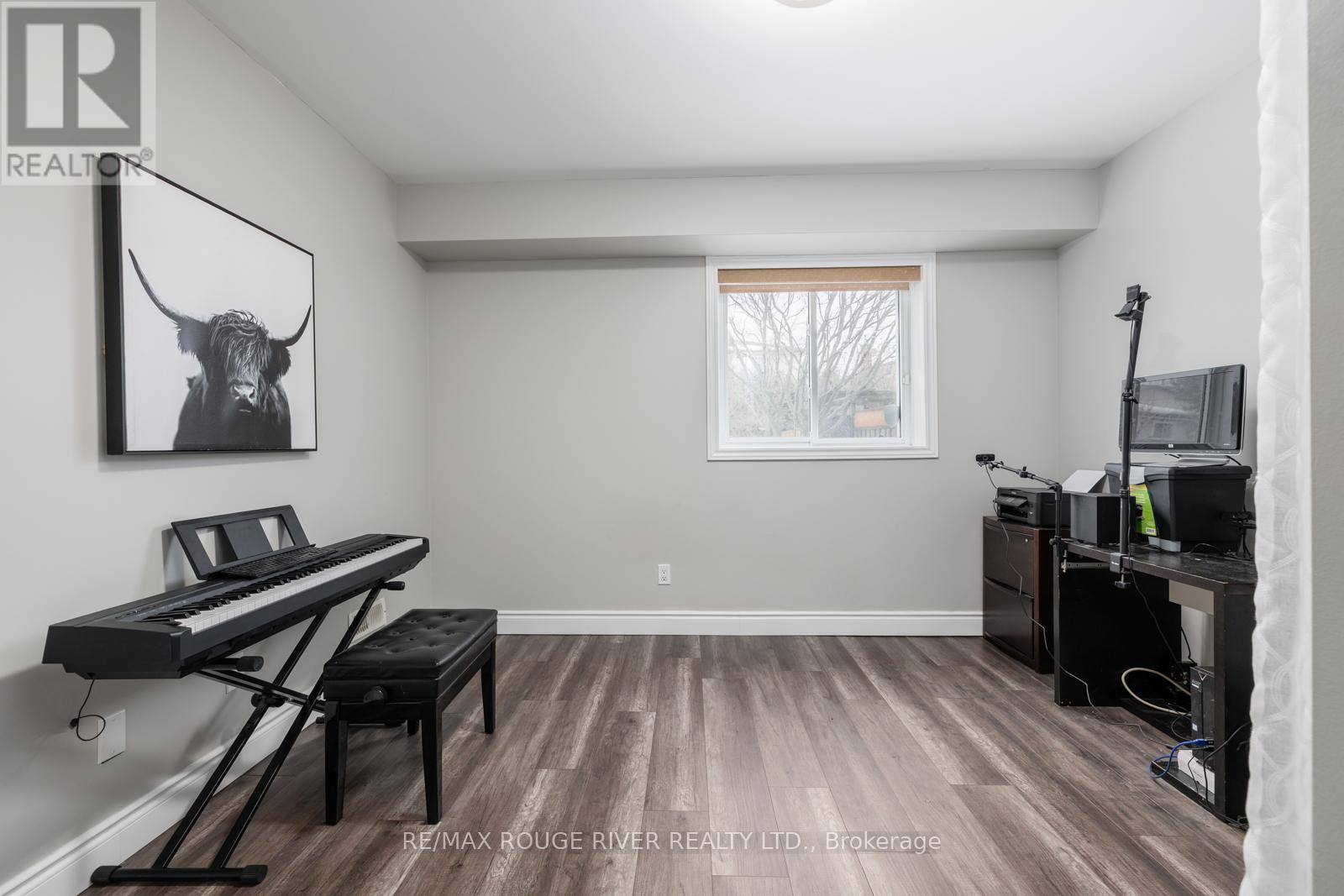 2475 Prestonvale Road Property Photo 23