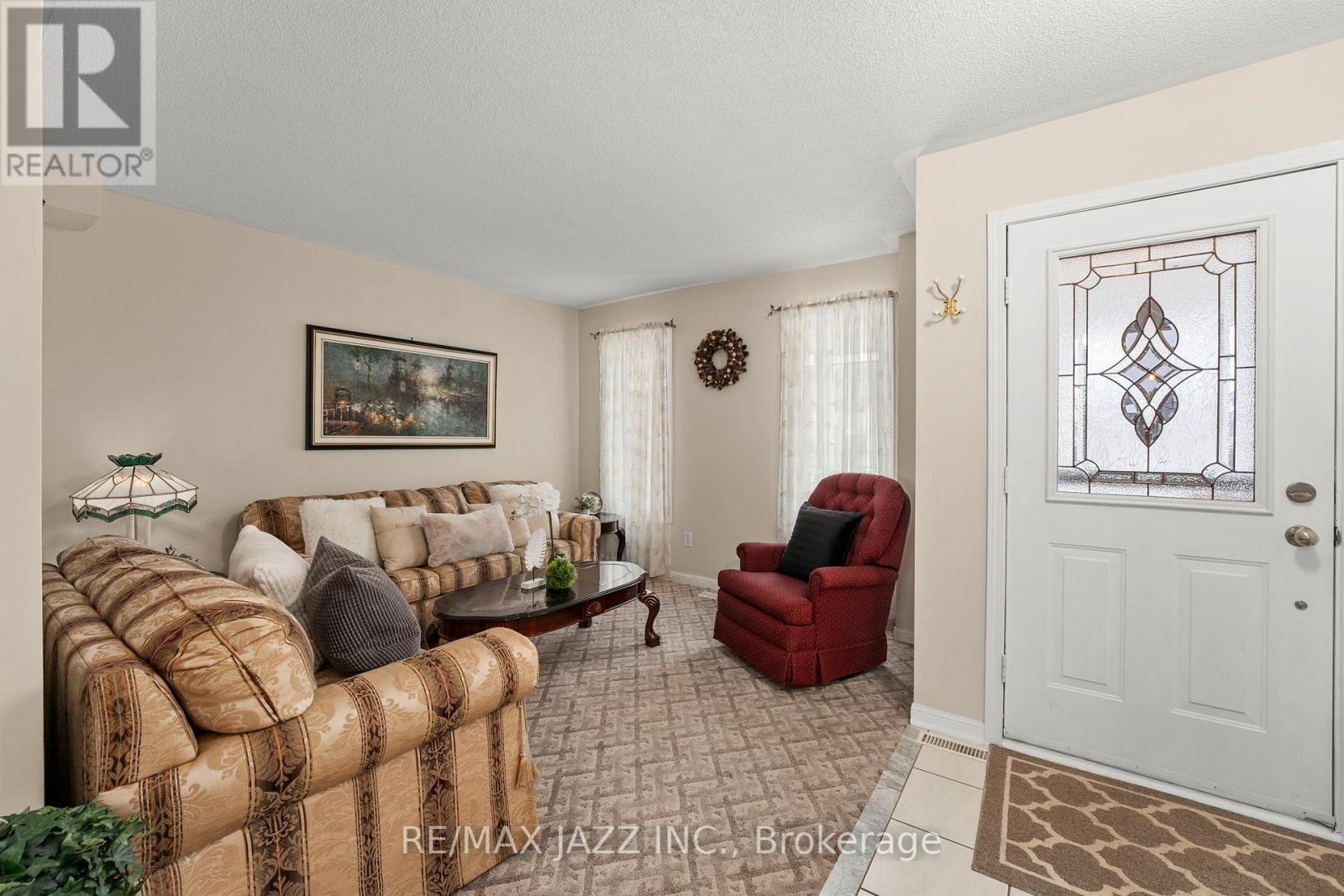12 Bayside Gate Property Photo 1