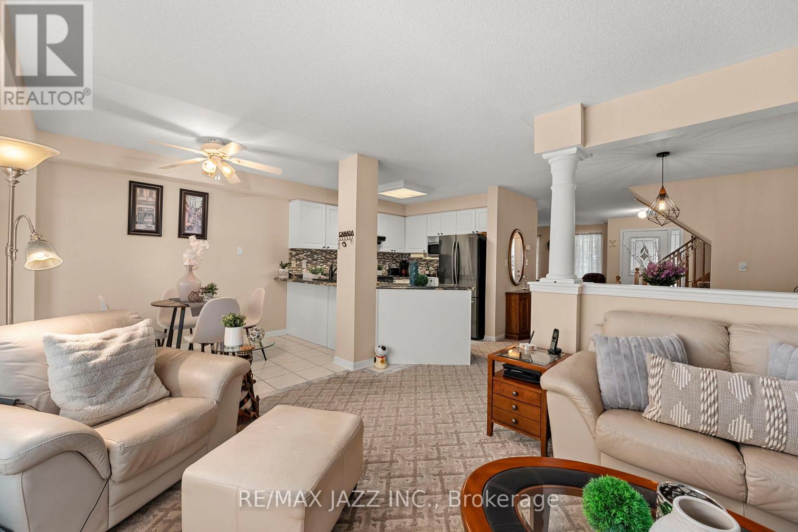12 Bayside Gate Property Photo 15