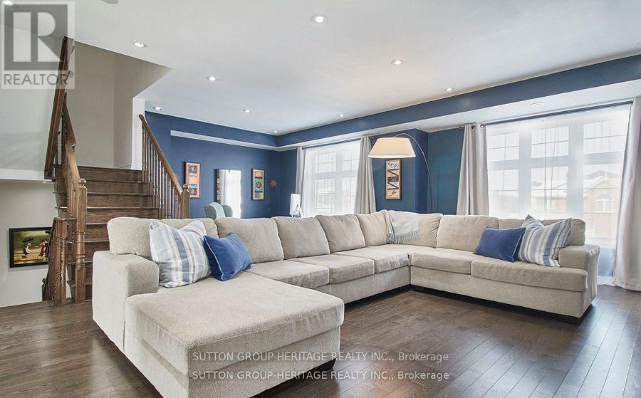 42 Westbury Way Property Photo 13