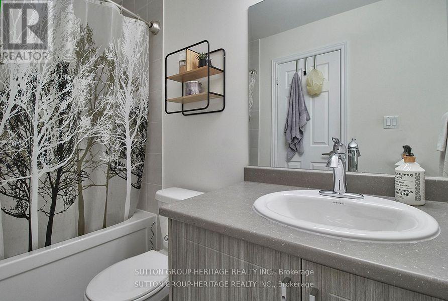 42 Westbury Way Property Photo 24