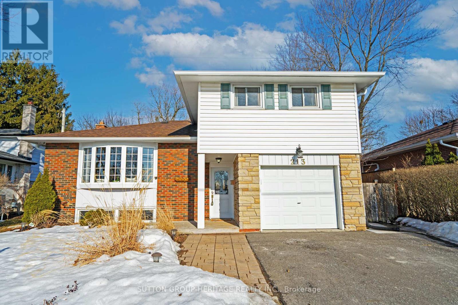 213 BOWMAN AVENUE Property Image