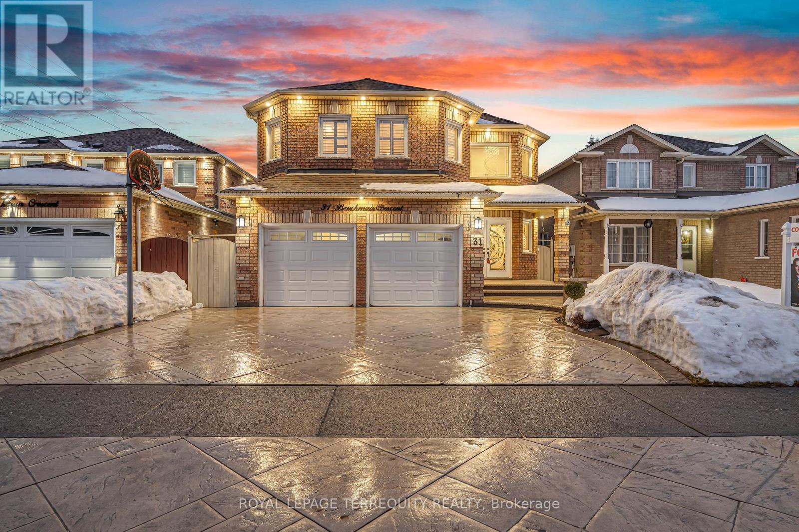 31 Brockman Cres Property Photo