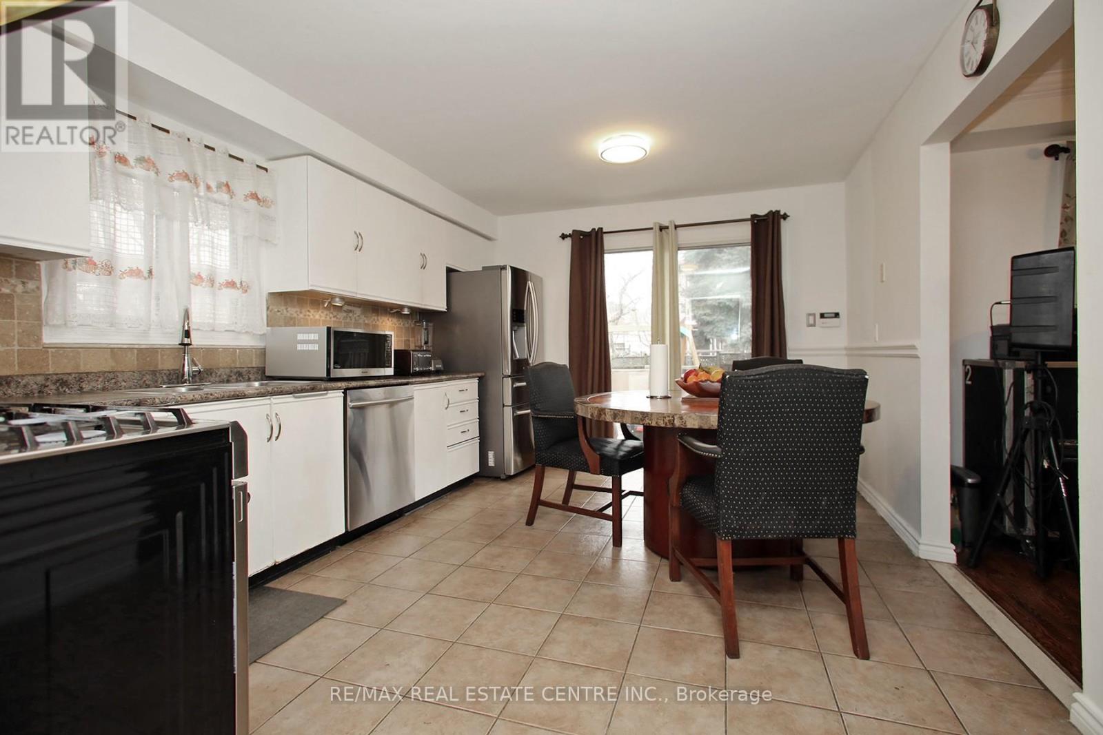 79 Barnes Drive Property Photo 7