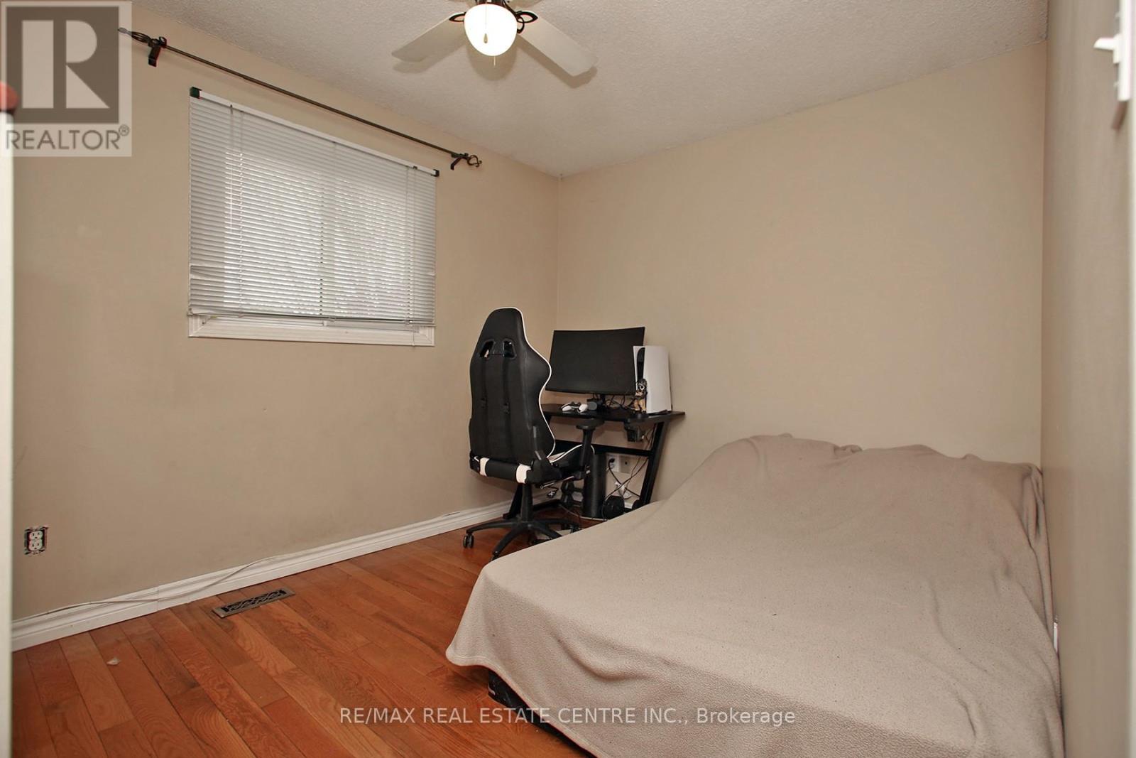 79 Barnes Drive Property Photo 12