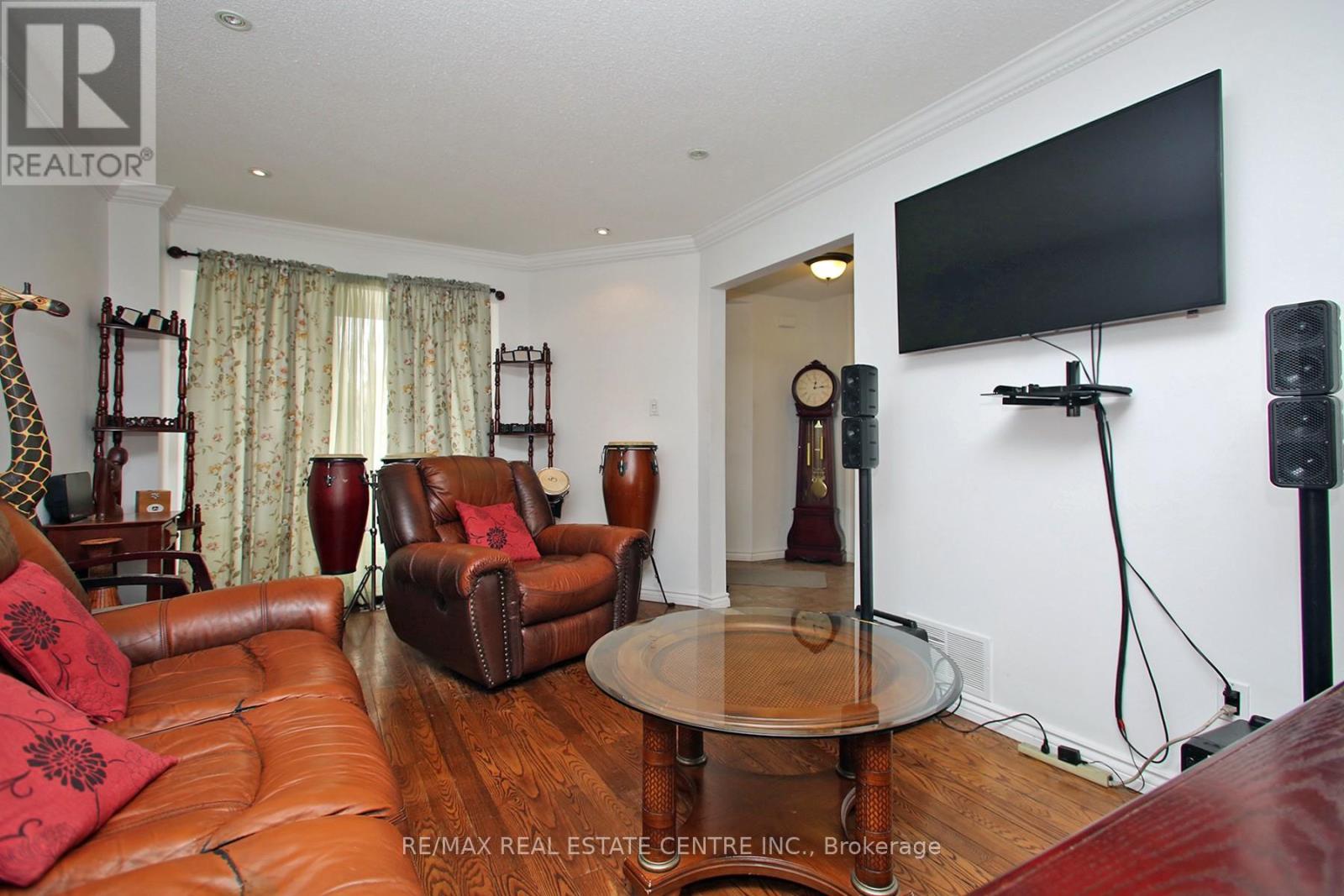 79 Barnes Drive Property Photo 13