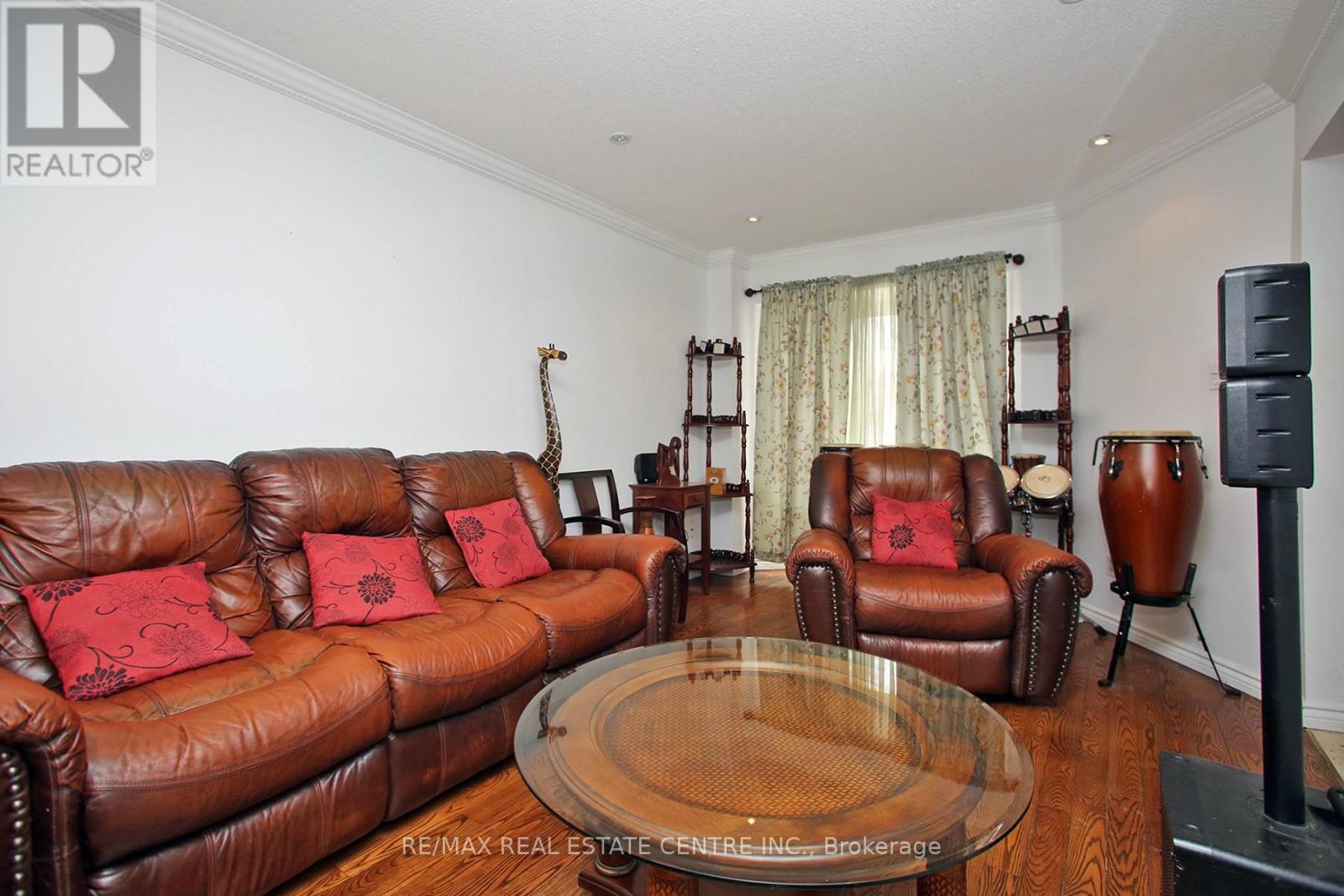 79 Barnes Drive Property Photo 16