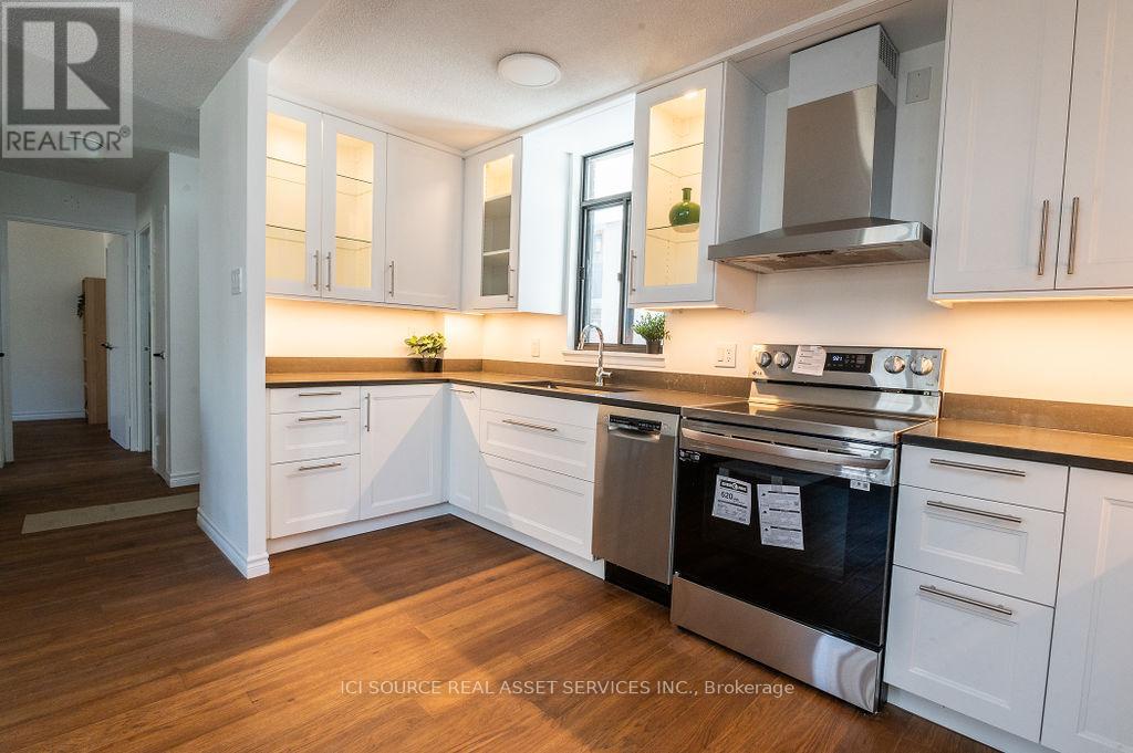 4204 - 50 Old Kingston Road Property Photo 6
