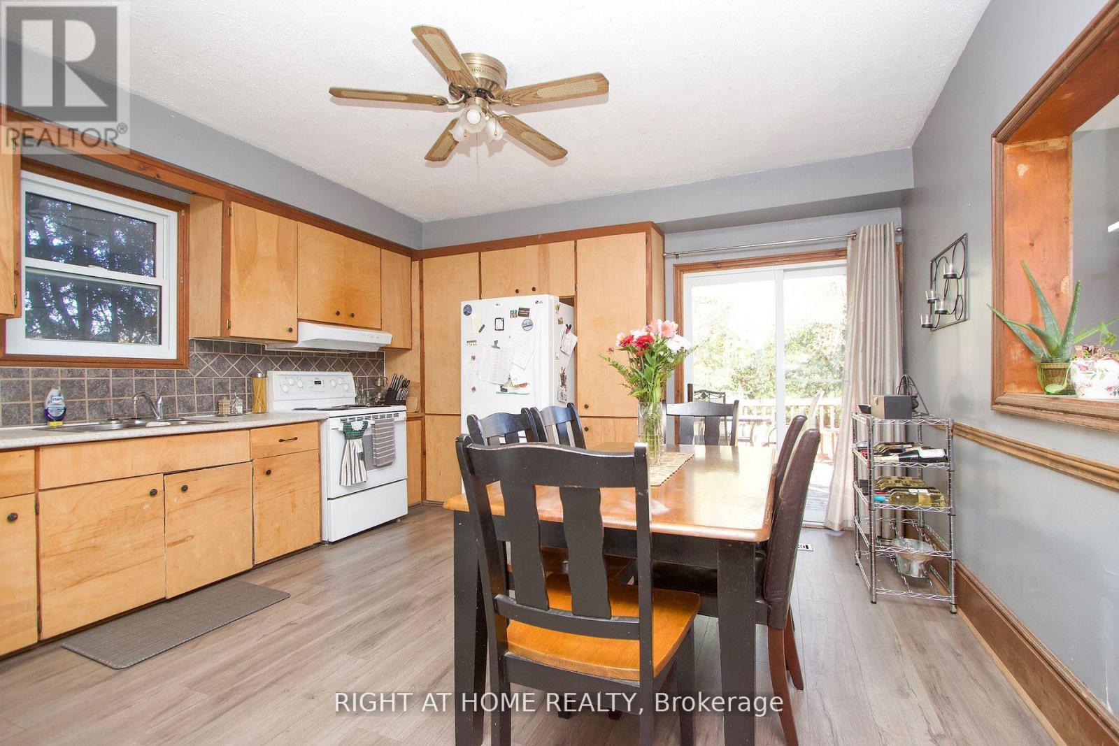 53 Duke Street Property Photo 9