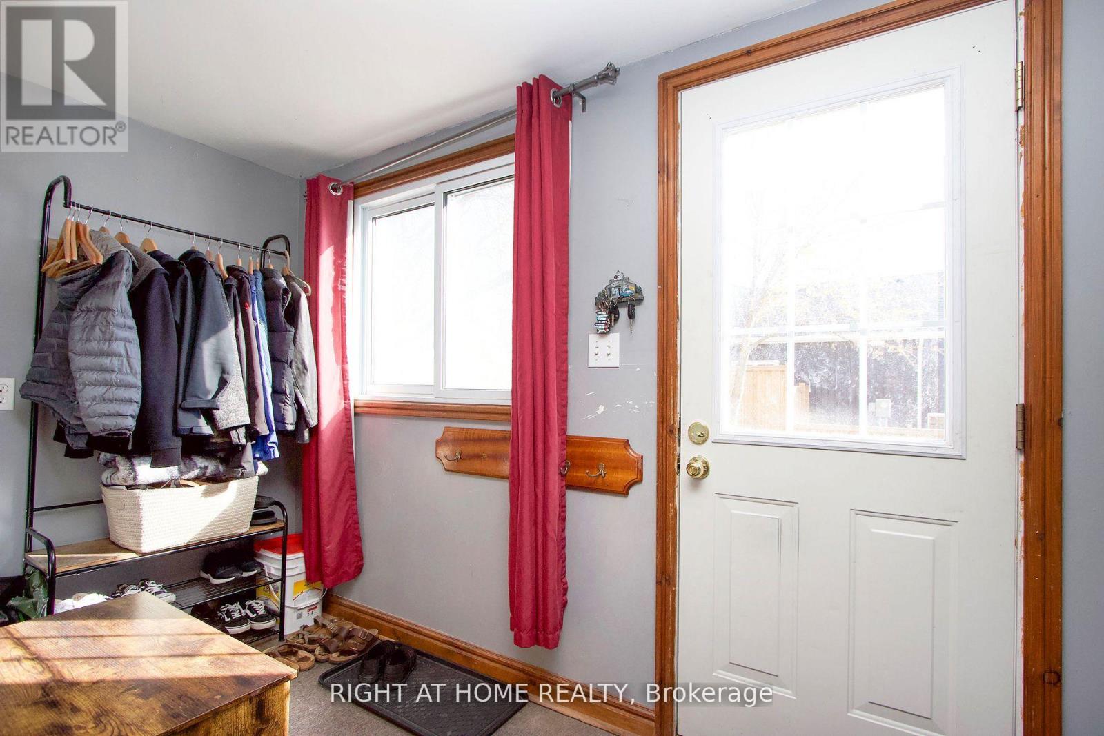53 Duke Street Property Photo 12