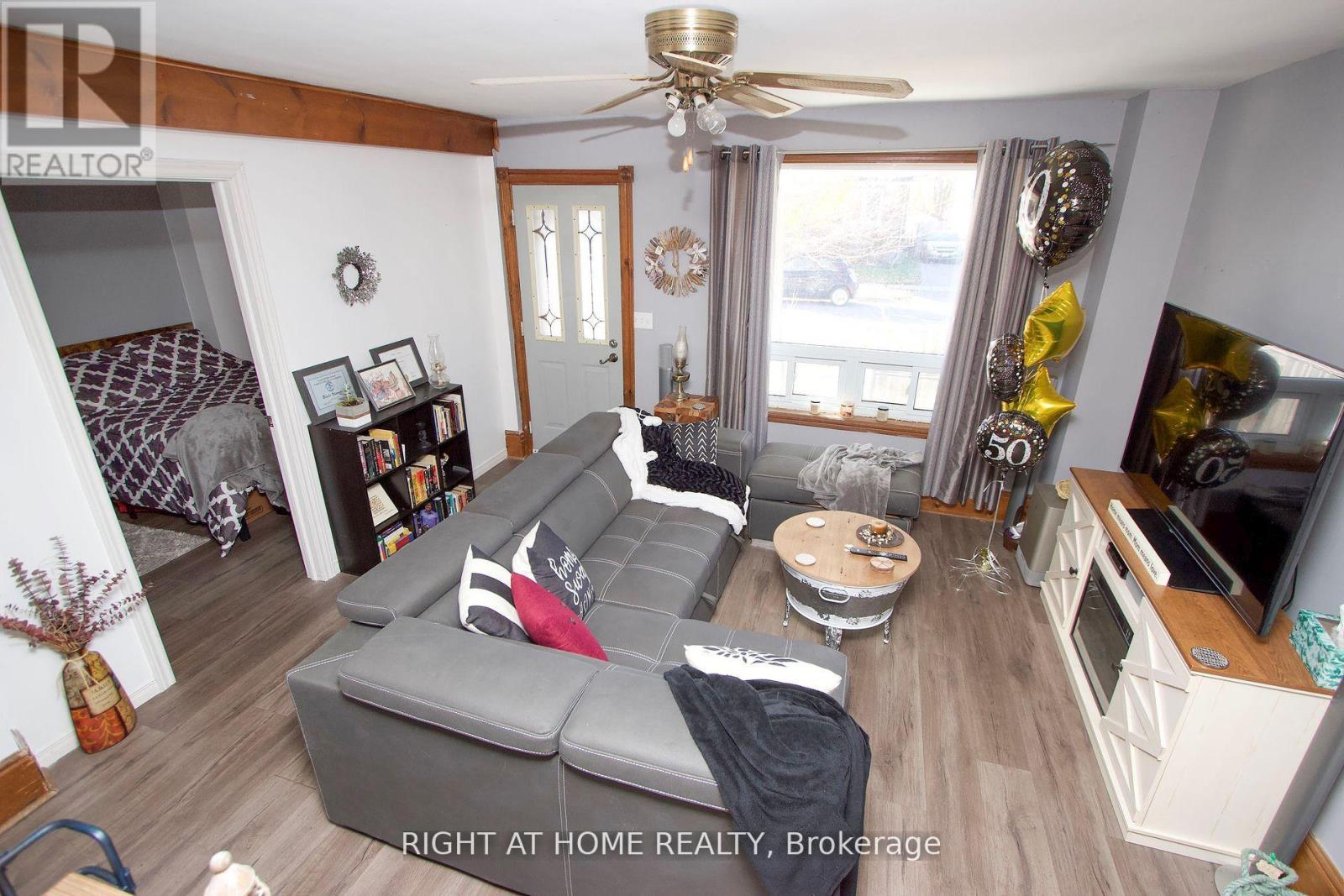 53 Duke Street Property Photo 15