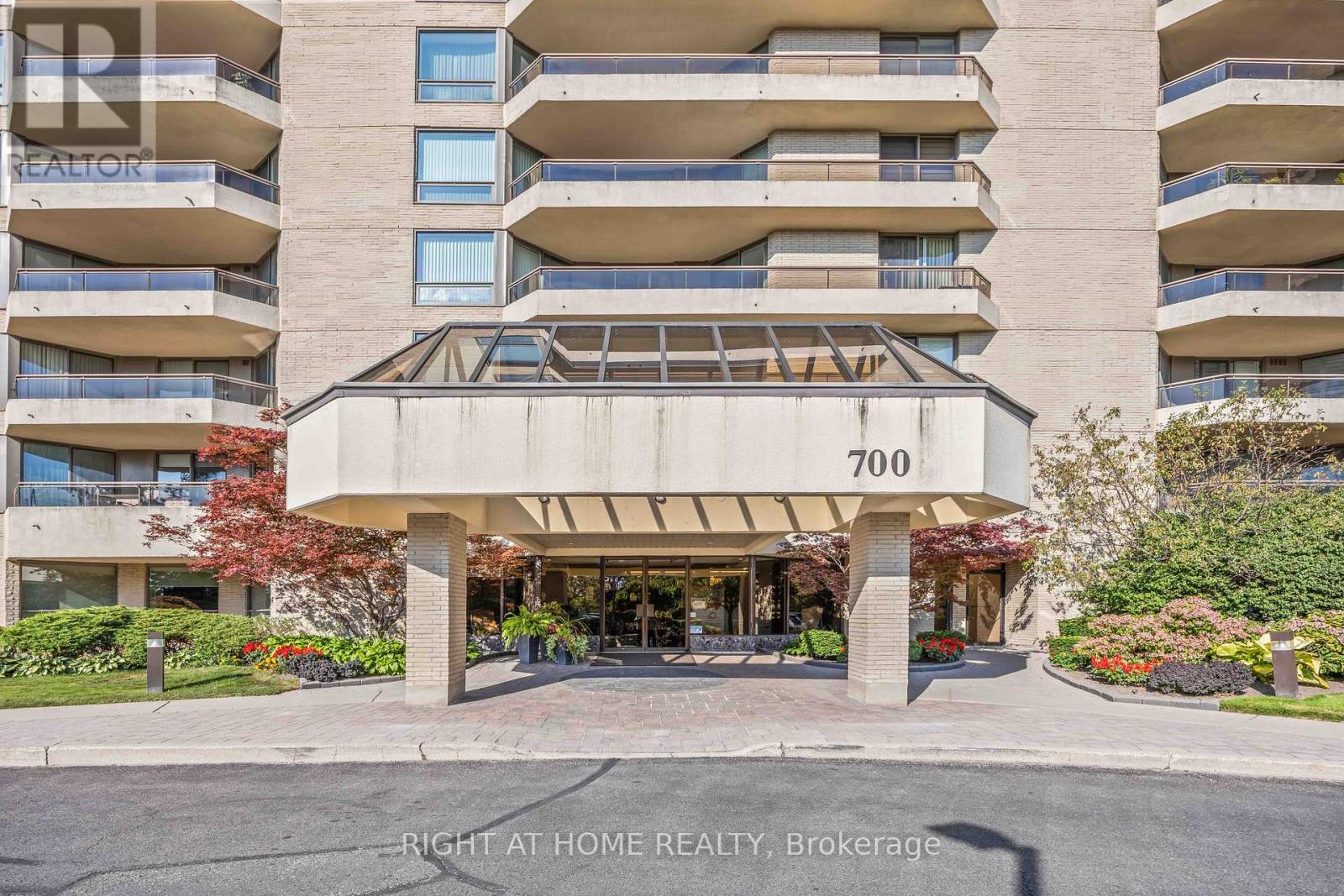 506 - 700 Wilson Road N Property Photo 3