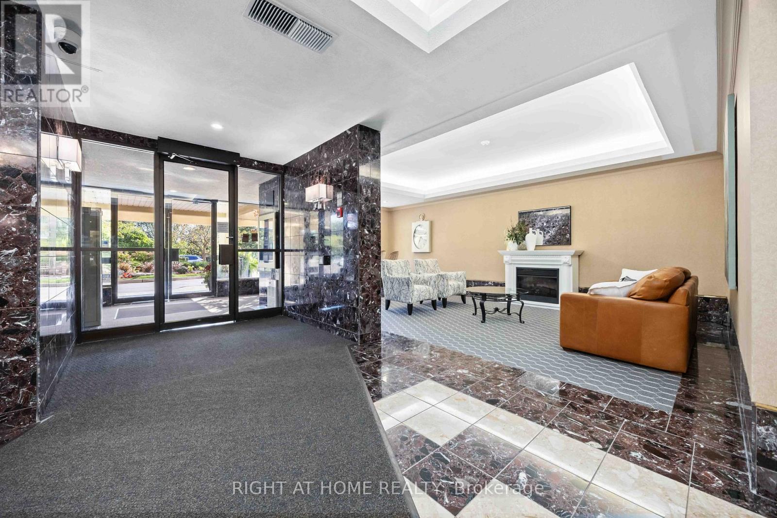 506 - 700 Wilson Road N Property Photo 9