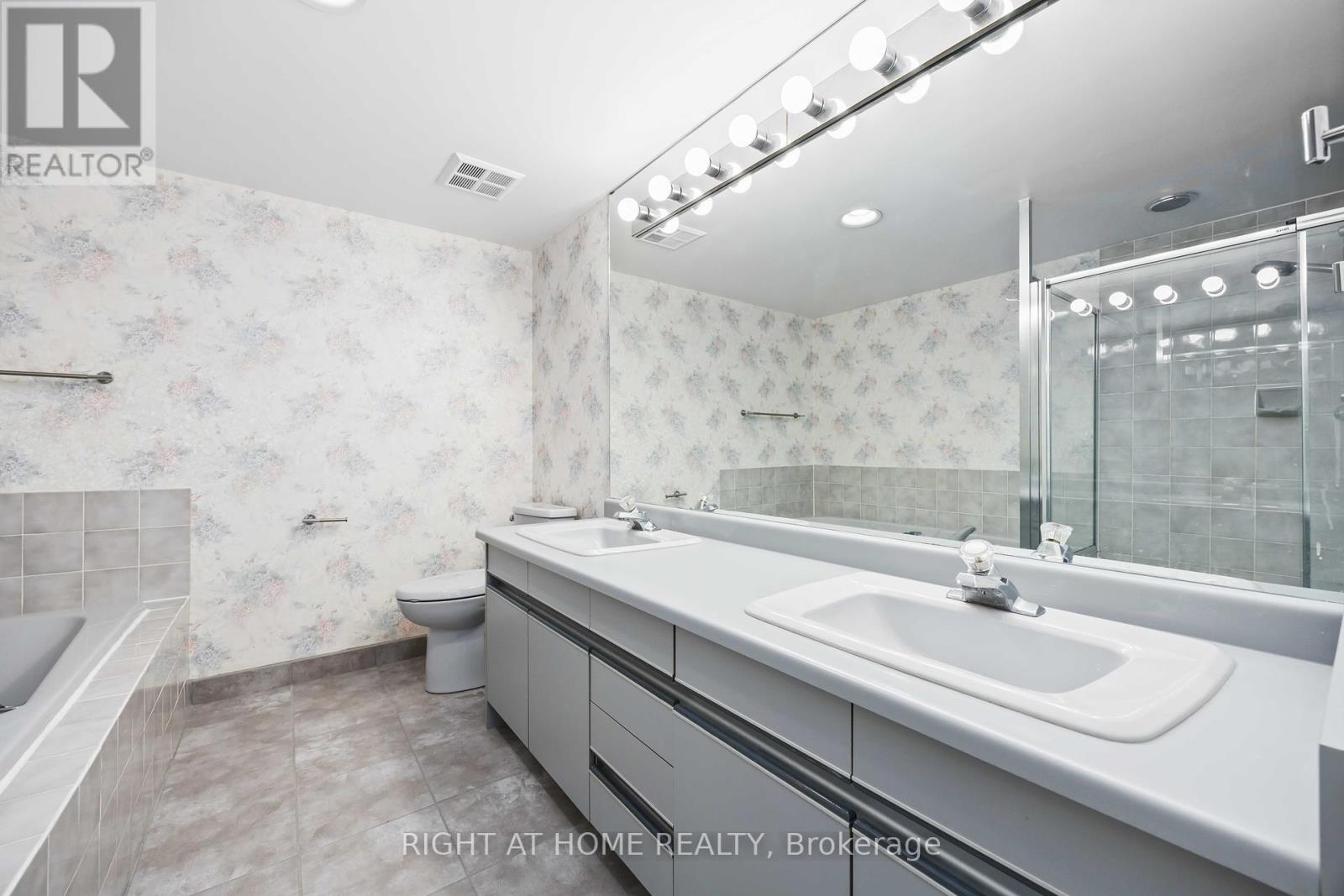 506 - 700 Wilson Road N Property Photo 22