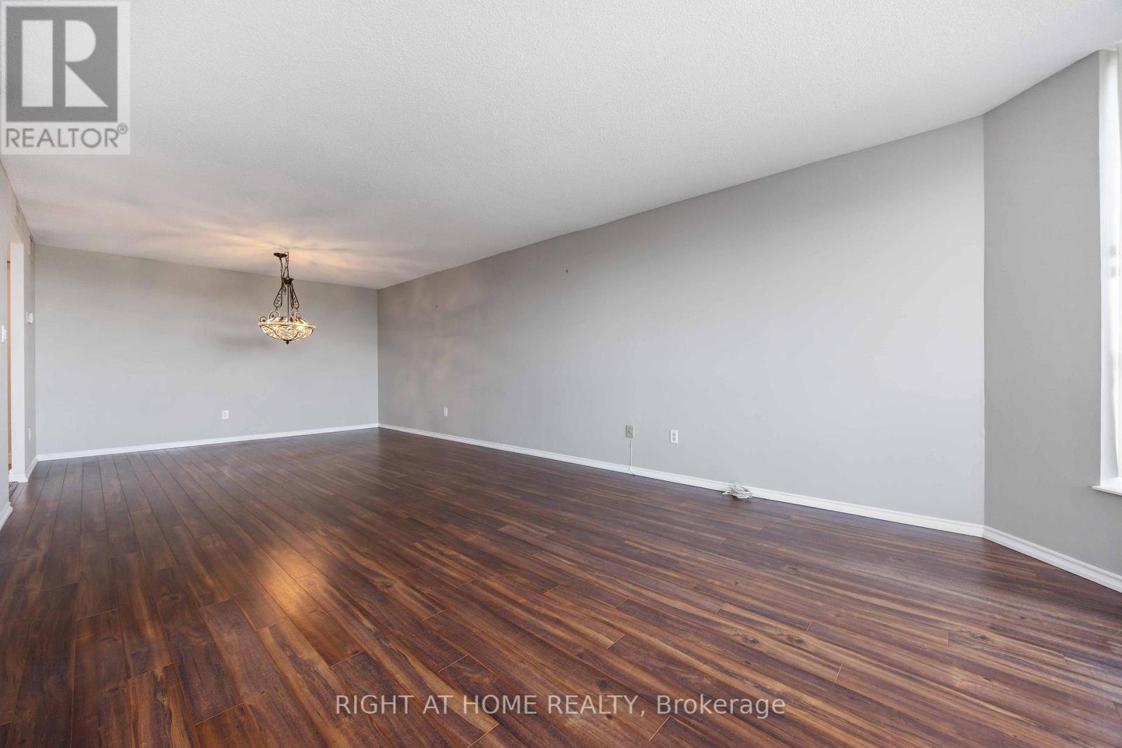 506 - 700 Wilson Road N Property Photo 27