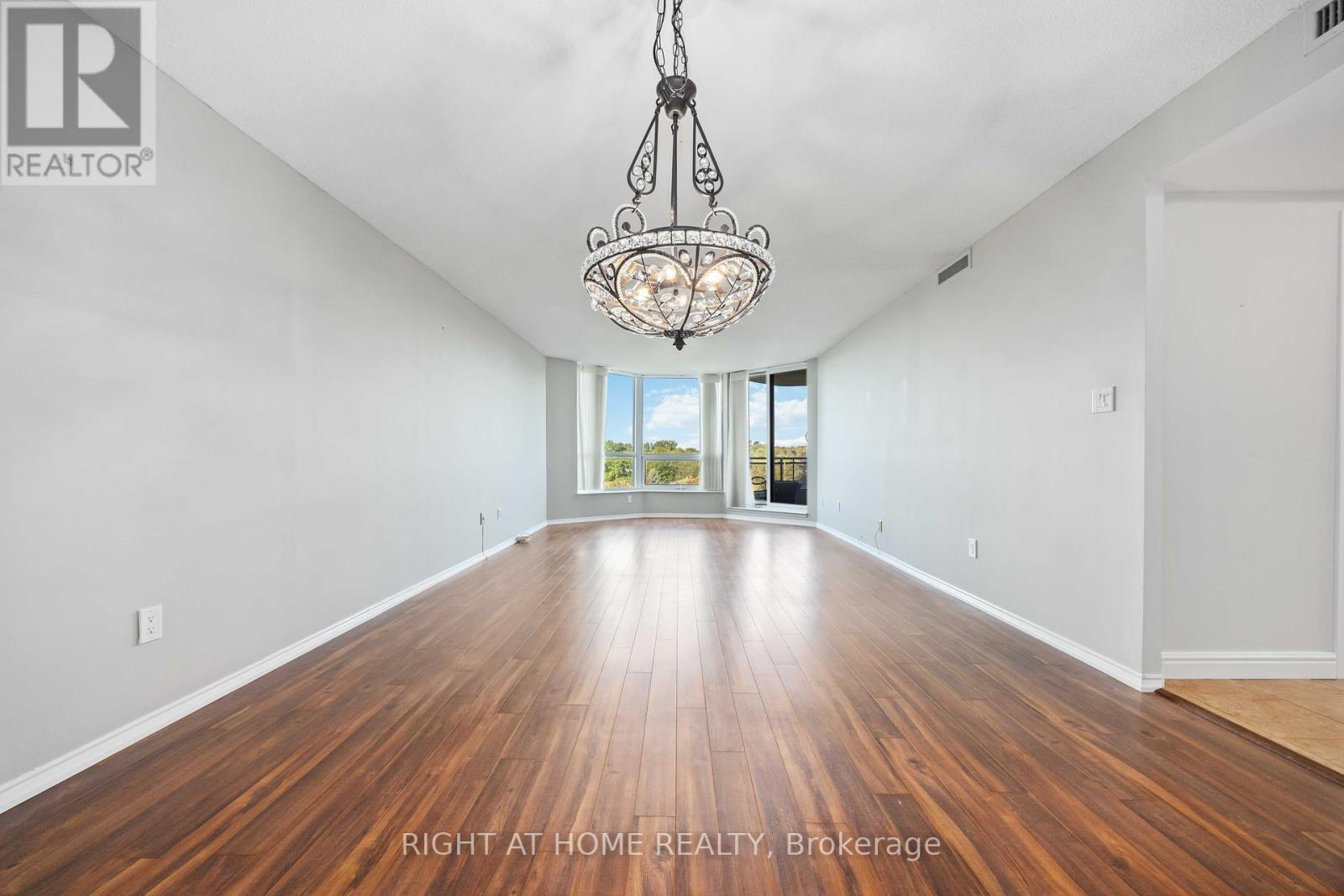 506 - 700 Wilson Road N Property Photo 29