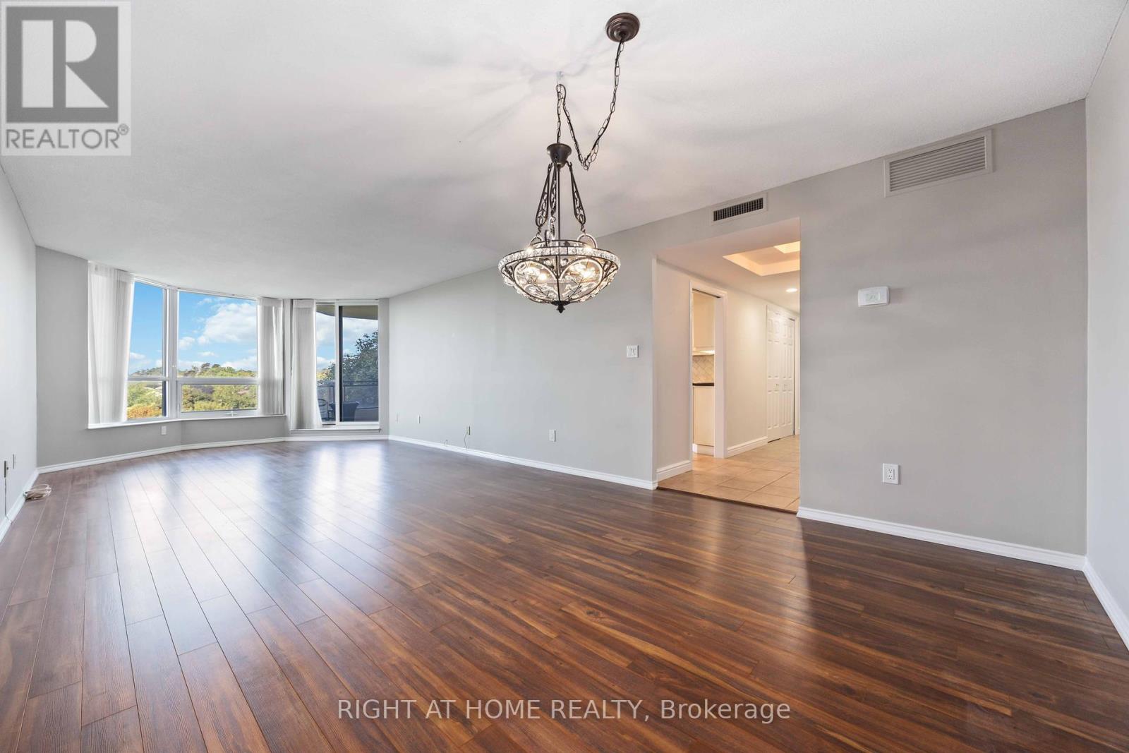 506 - 700 Wilson Road N Property Photo 30