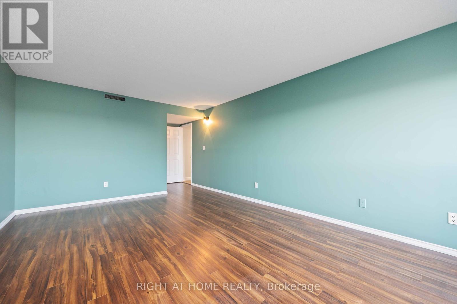 506 - 700 Wilson Road N Property Photo 35