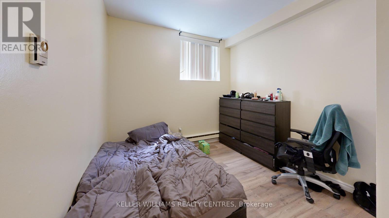 10 Ivy Avenue Property Photo 24