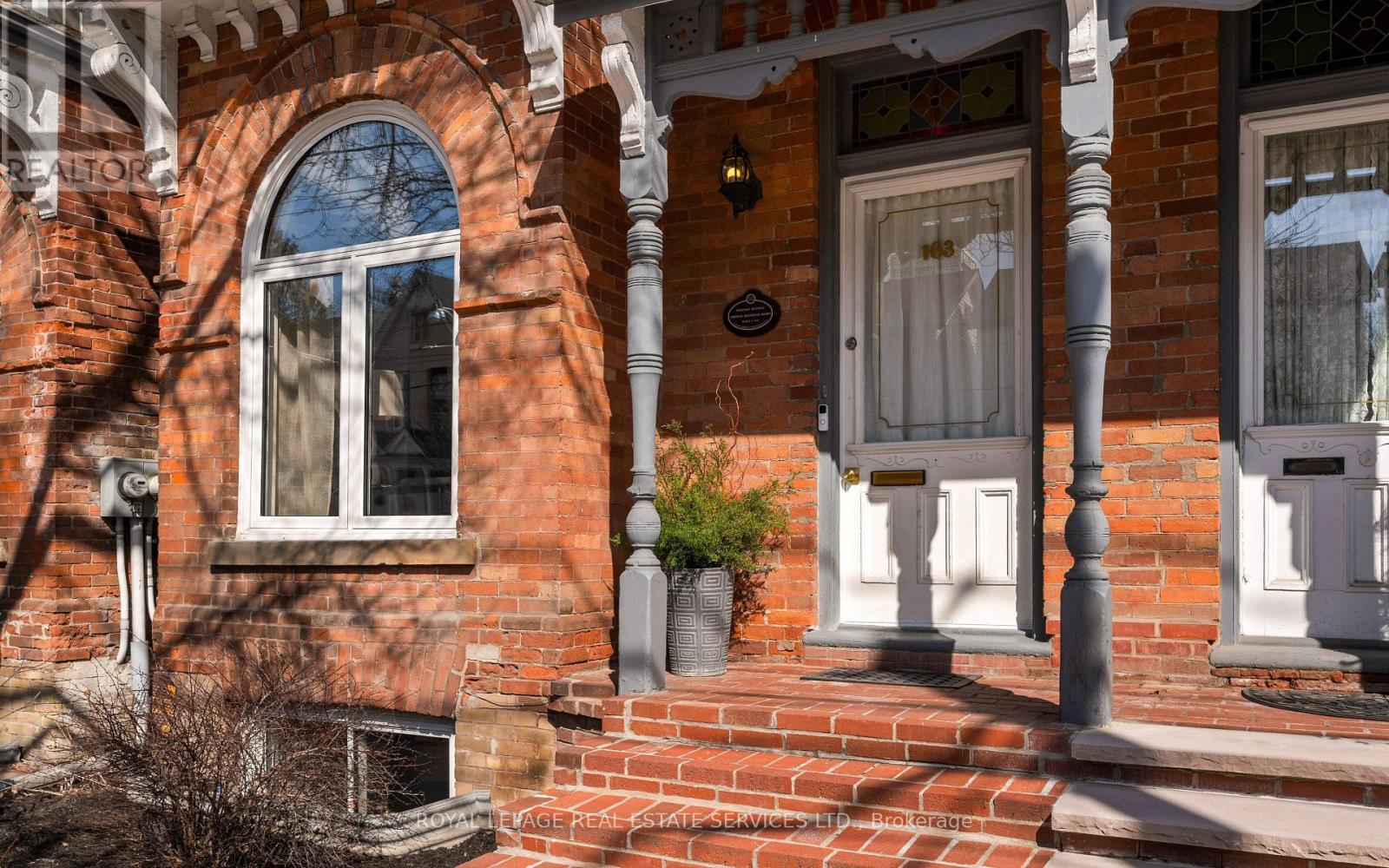 163 Broadview Avenue Property Photo 3