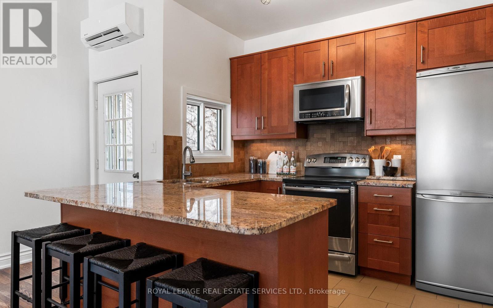 163 Broadview Avenue Property Photo 34