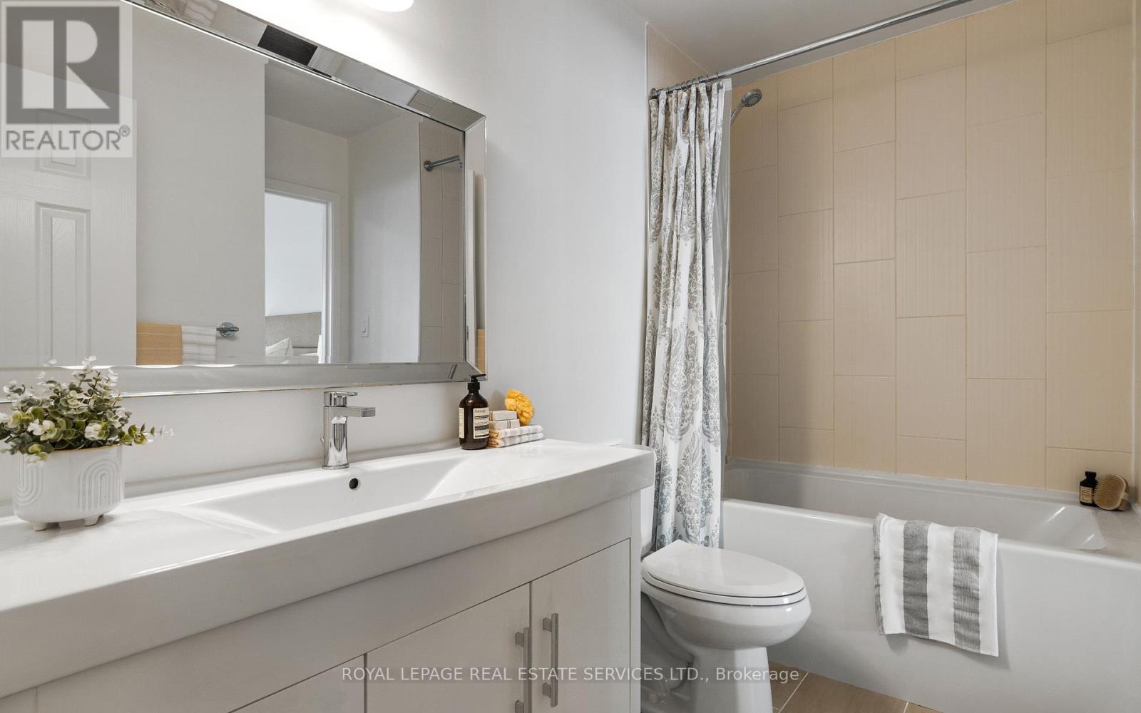 163 Broadview Avenue Property Photo 39