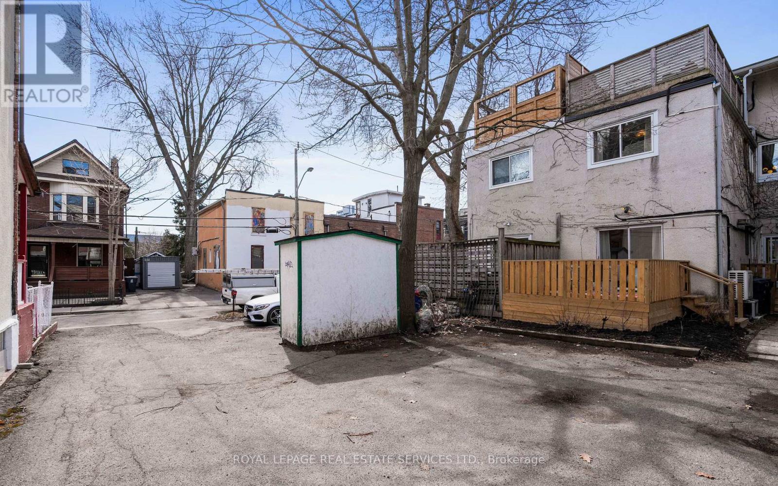 163 Broadview Avenue Property Photo 44