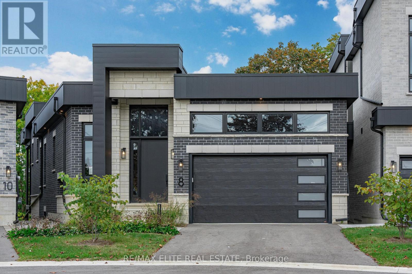 8 Tidmarsh Lane Property Photo 1