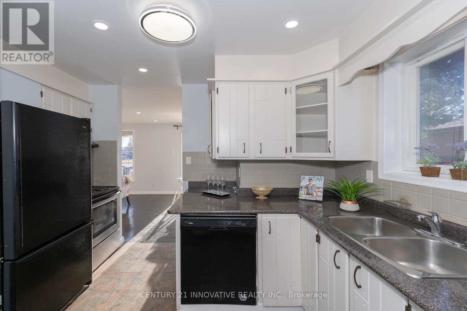 1395 Fordon Avenue Property Photo 13
