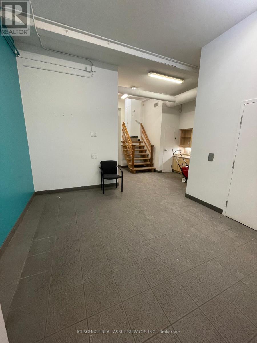 754 Queen Street E Property Photo 6